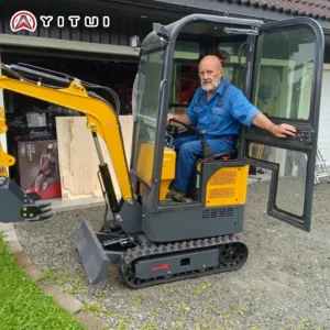 1.5 Ton Micro Mini Excavator – Kubota Engine, CE / EPA / Euro 5 Compliant, Compact Digger for Household & Orchard Work